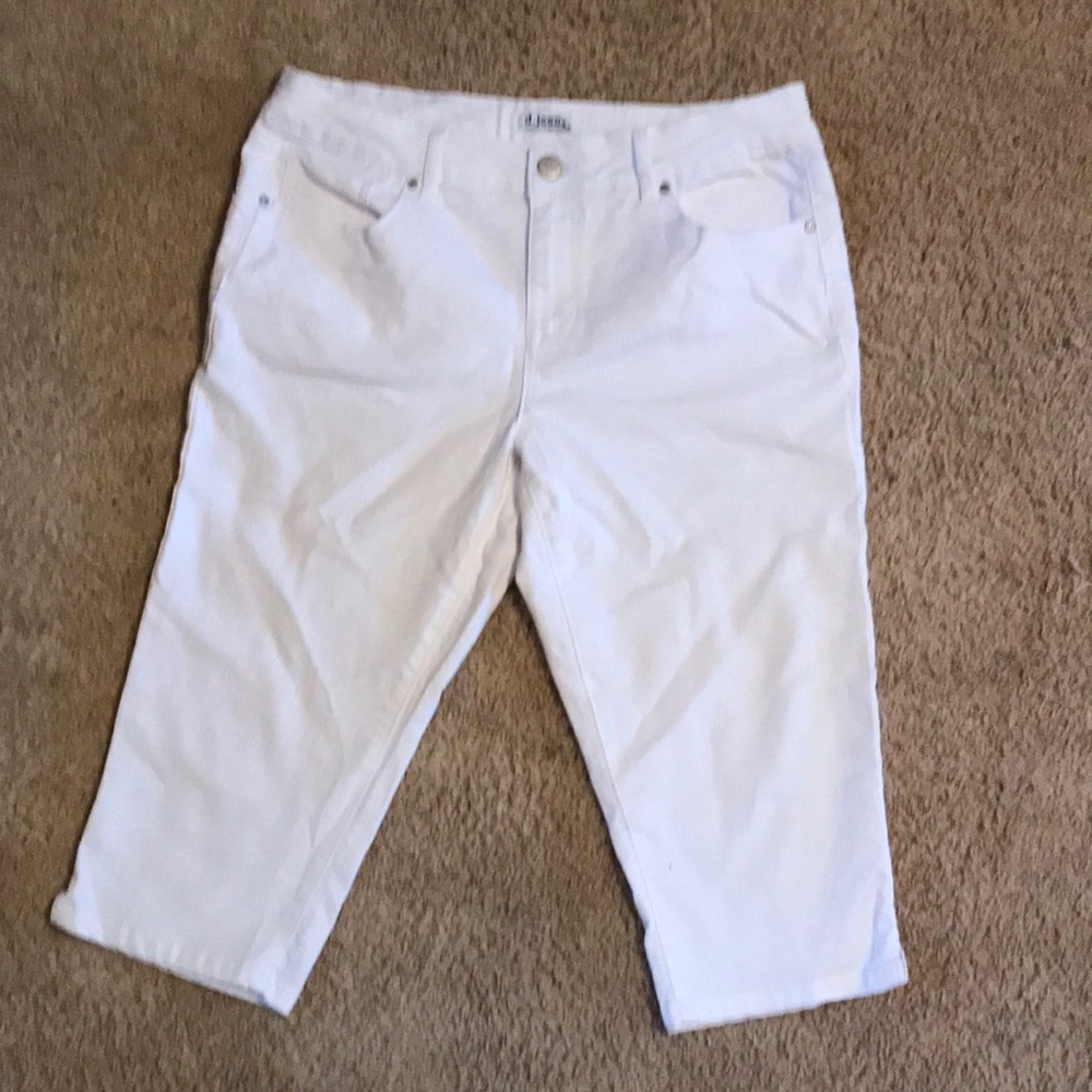 Capri Style Jeans